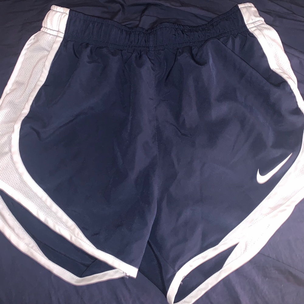 Navy Nike shorts!